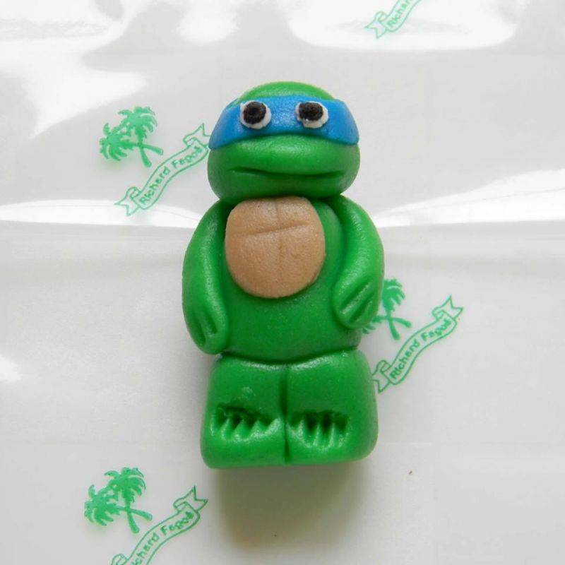 Tortová figúrka Ninja Turtle 5cm Leonardo z kokosového plastu - Fagos - Fagos